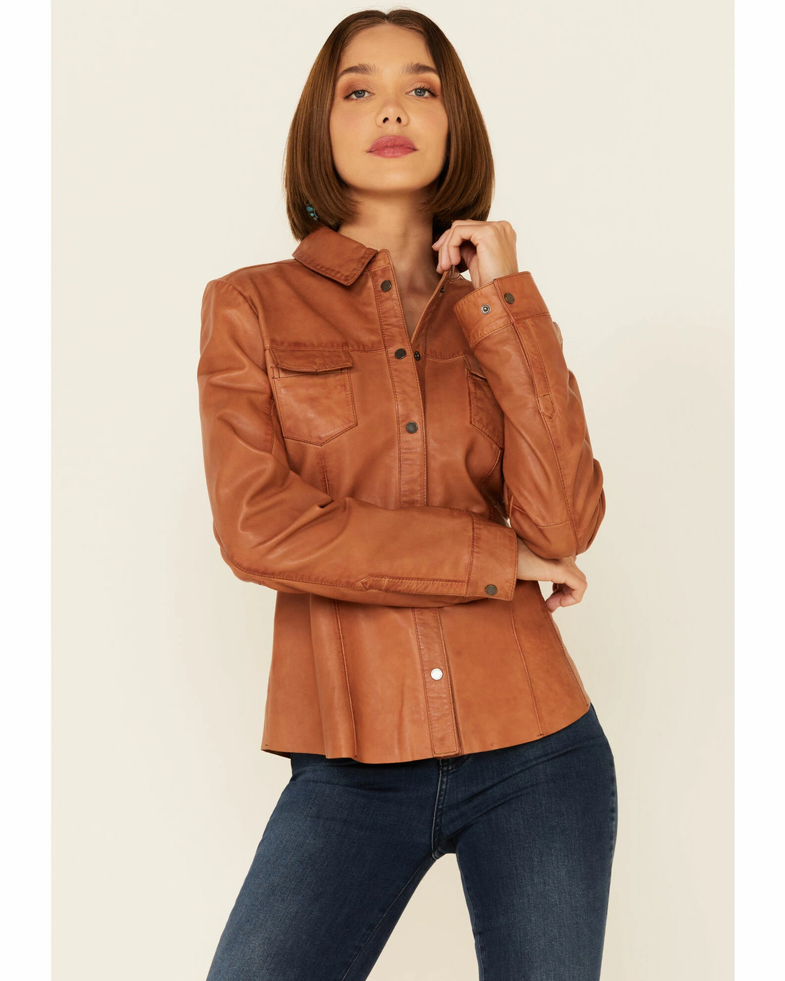 Scully Women's Rich Lamb Lined Snap-Front Leather Shirt Jacket Cognac 5 Scully Women's Rich Lamb Lined Snap-Front Leather Shirt Jacket Cognac - Image 3